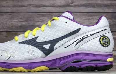 mizuno wave resolute navy